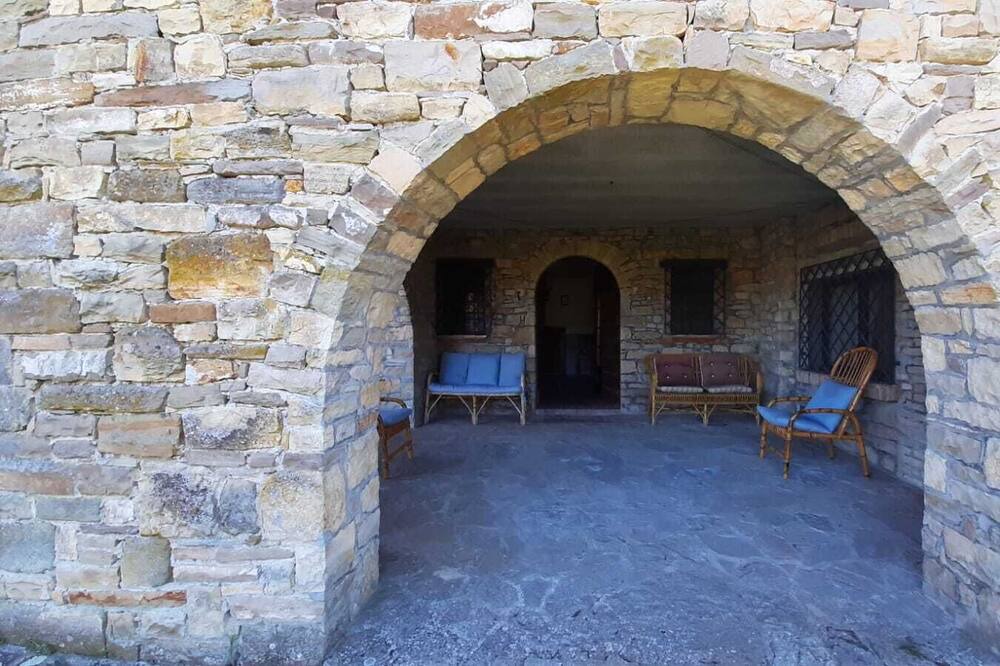 Photo of Patio Balcony in Gropparello