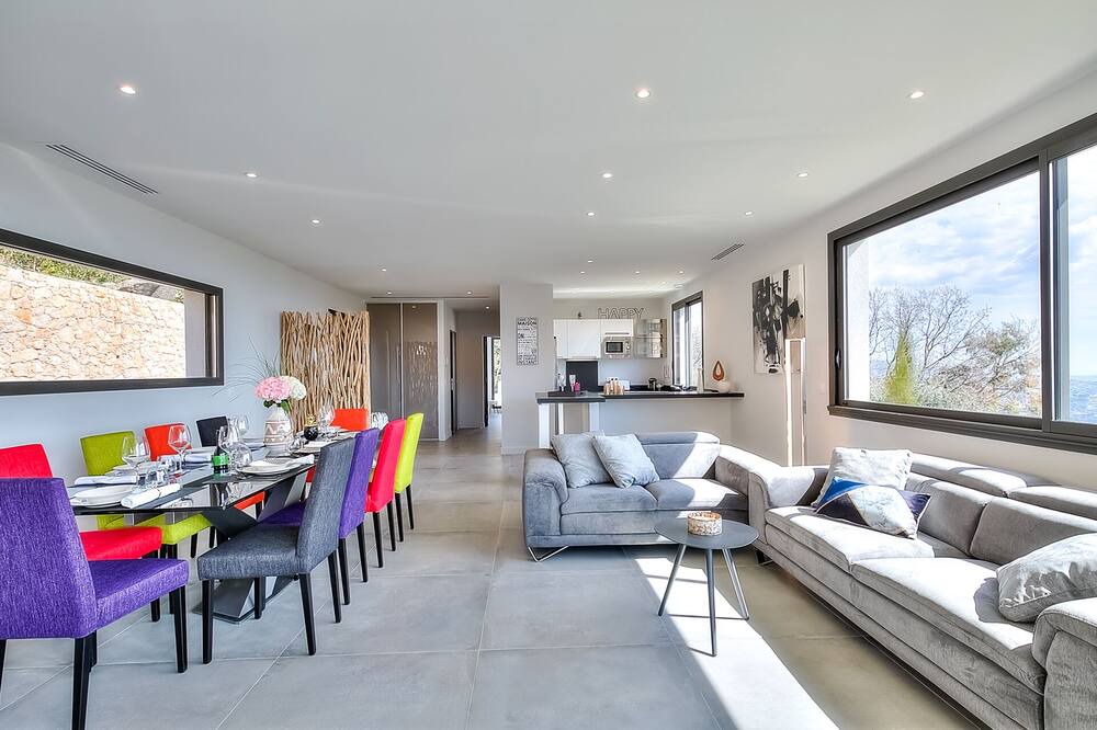Photo of Livingroom in Saint-Jeannet