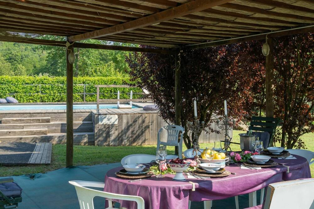Photo of Outdoor in Twist