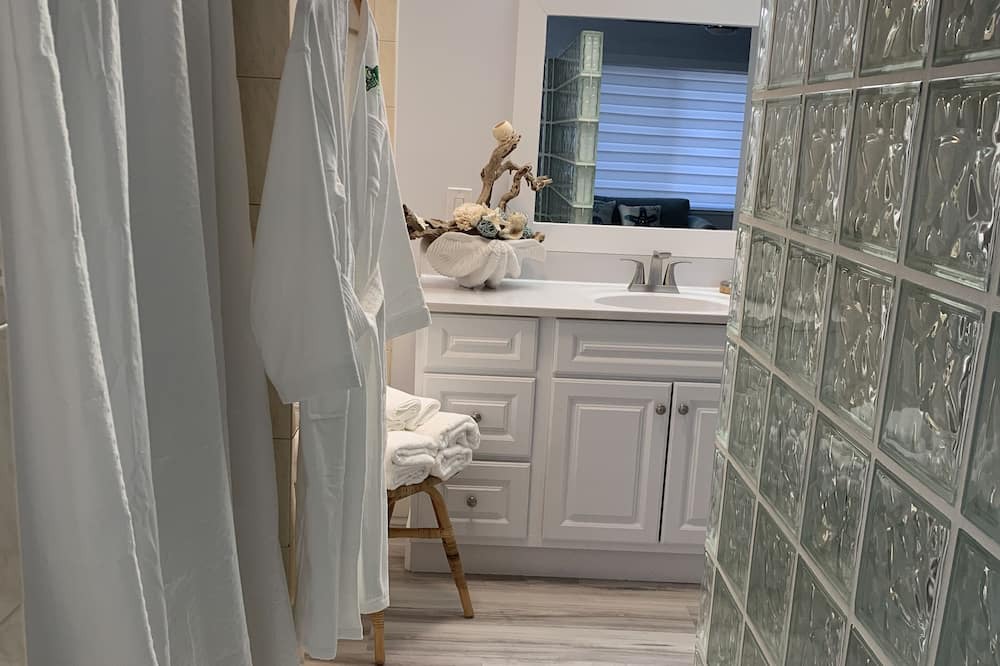 Photo of Bathroom in Little Venice