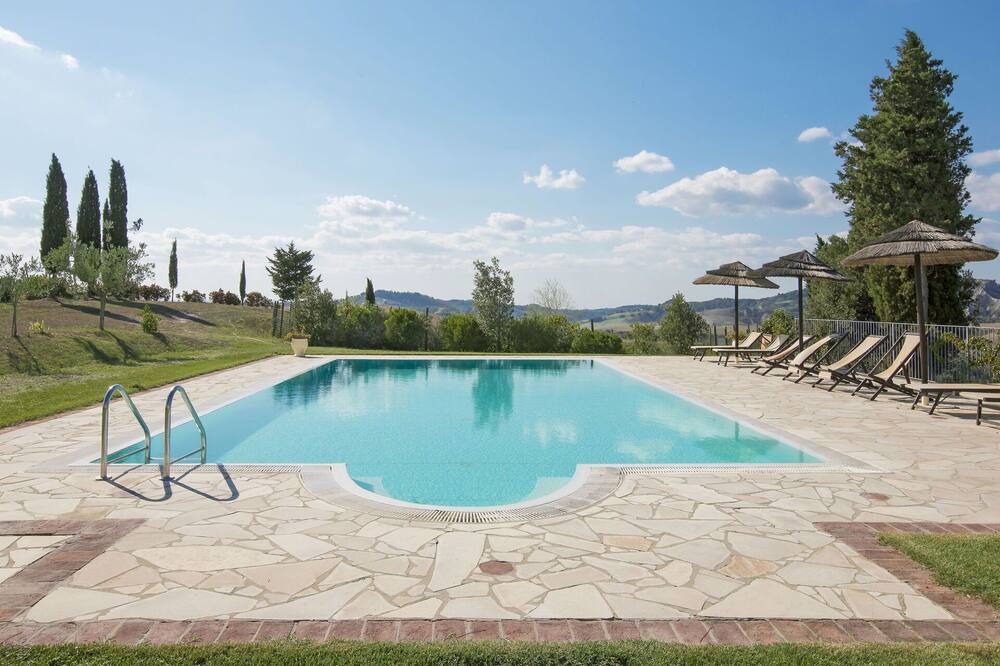Photo of Outdoor in Sughera