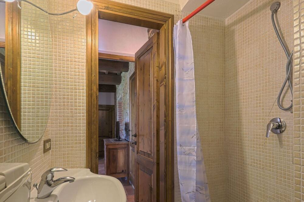 Photo of Bathroom in Sughera