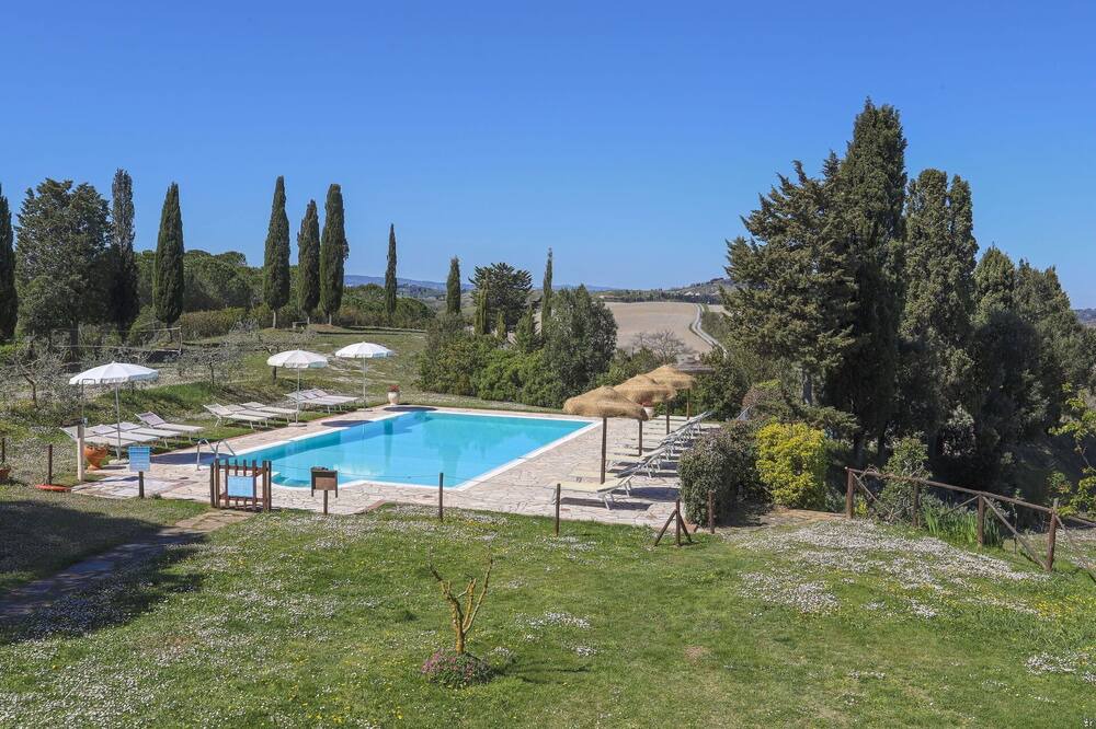Photo of Outdoor in Sughera