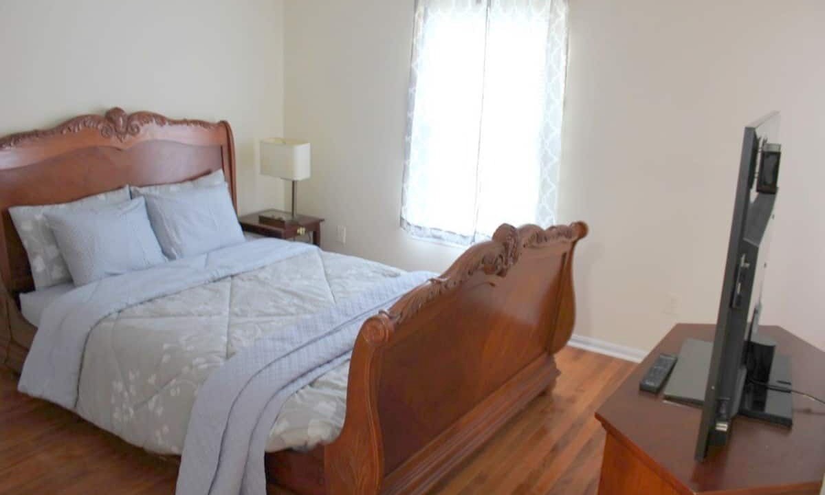 Photo of Bedroom in Fairland