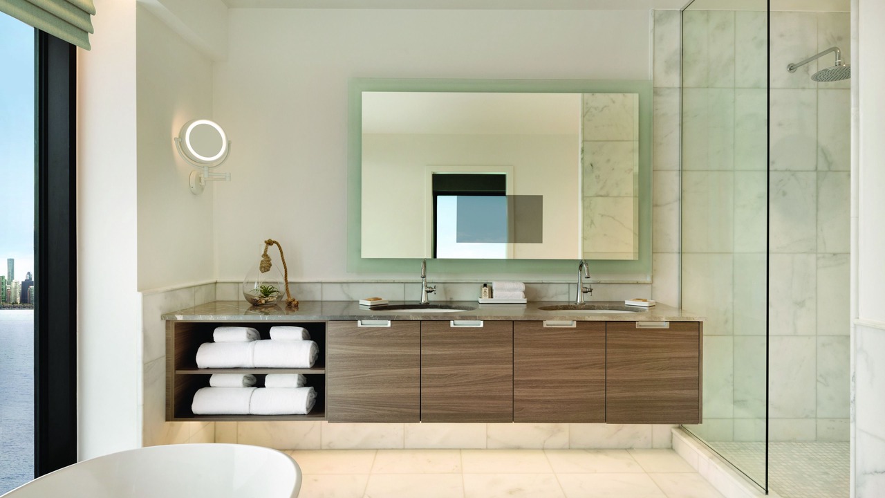 Photo of Bathroom in Lower Lonsdale