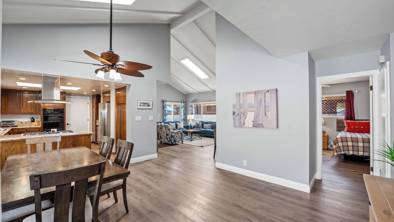 Photo of Kitchen in Oxnard Shores