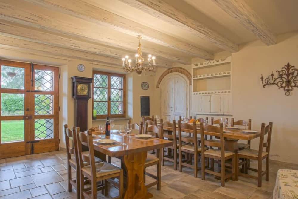 Photo of Kitchen in Montegrossi
