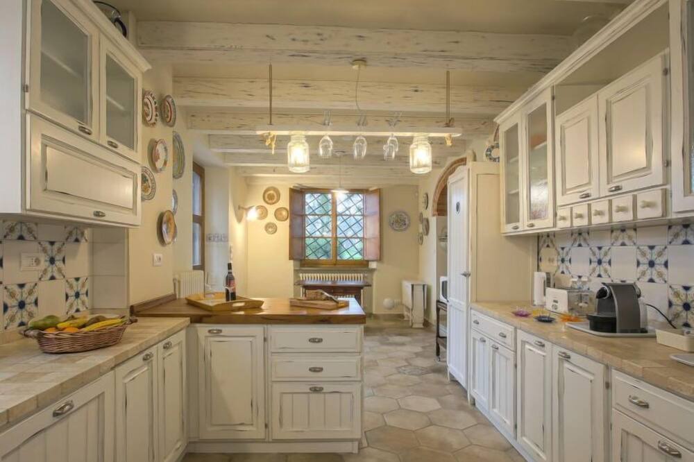 Photo of Kitchen in Montegrossi