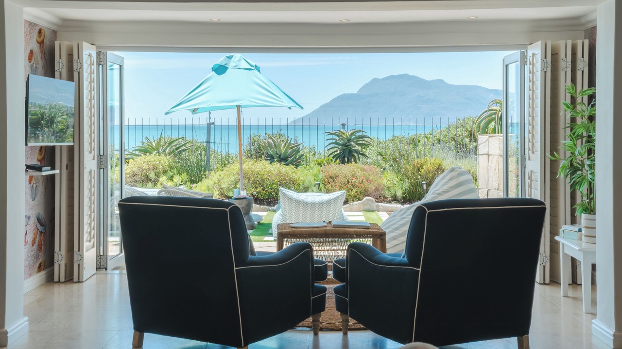 Photo of Bedroom in Kommetjie