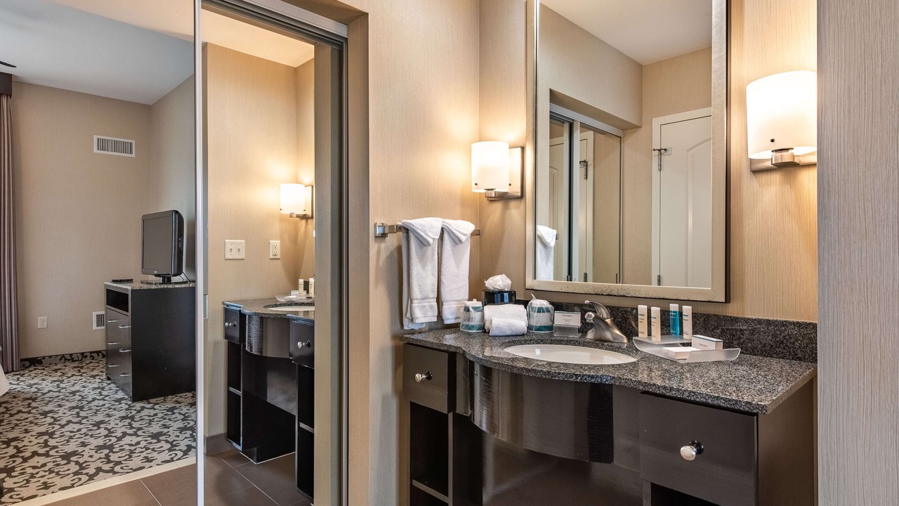 Photo of Bathroom in Oxnard
