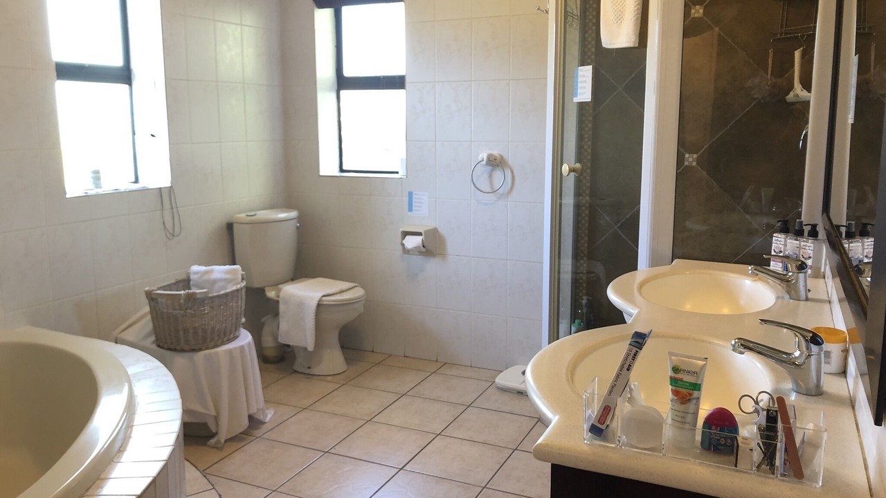 Photo of Bathroom in Drakenstein