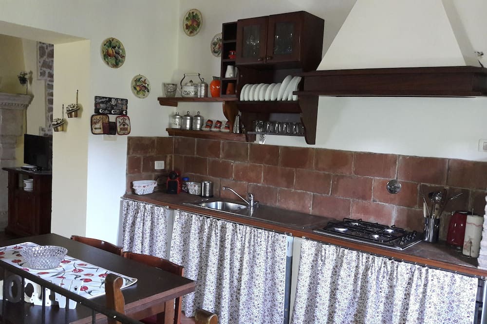 Photo of Kitchen in Porrena