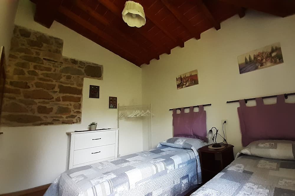Photo of Bedroom in Porrena