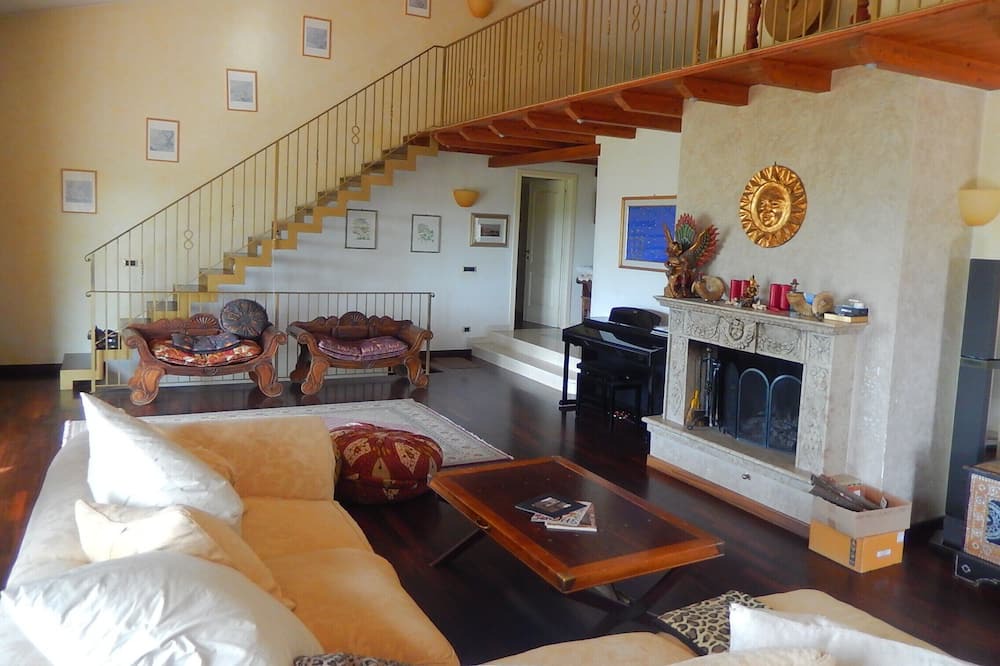 Photo of Livingroom in San Giovanni In Marignano