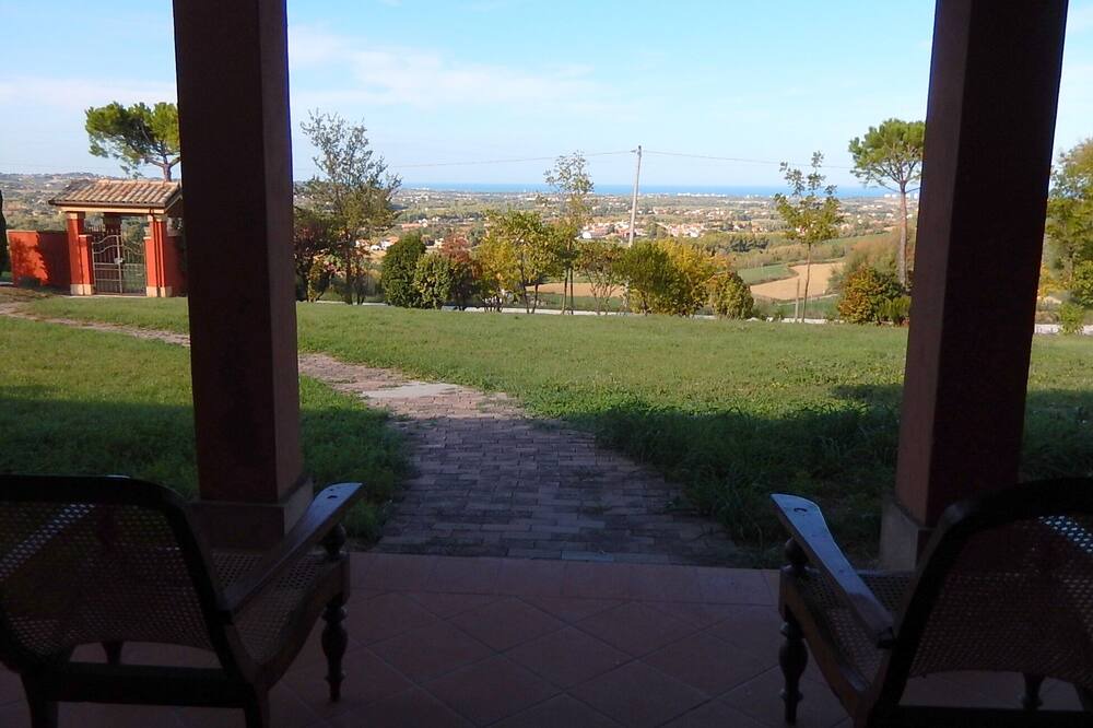 Photo of Patio Balcony in San Giovanni In Marignano