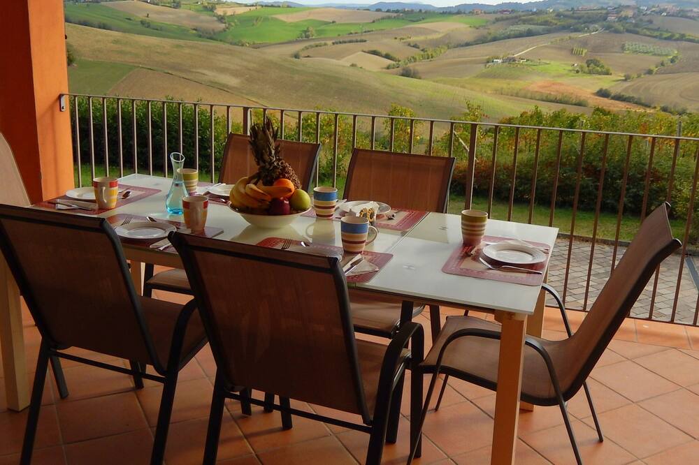 Photo of Patio Balcony in San Giovanni In Marignano