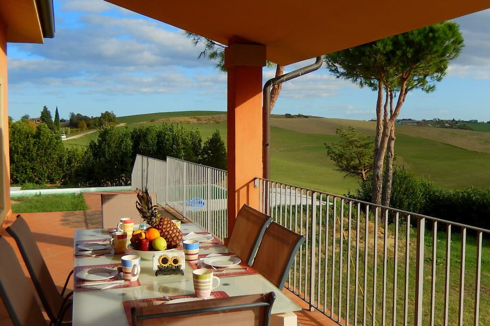 Photo of Patio Balcony in San Giovanni In Marignano