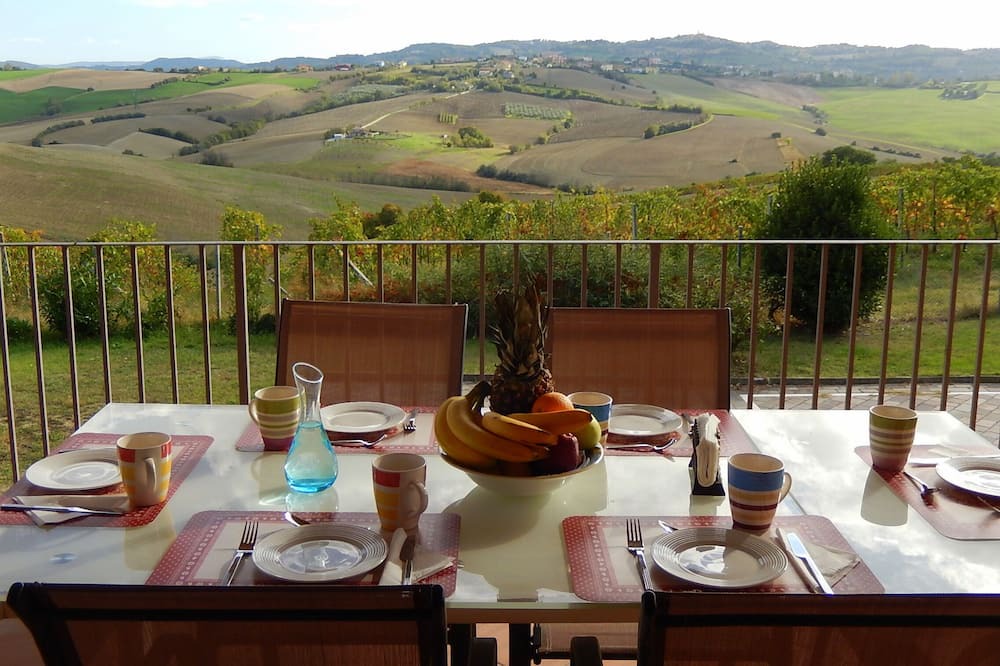 Photo of Patio Balcony in San Giovanni In Marignano