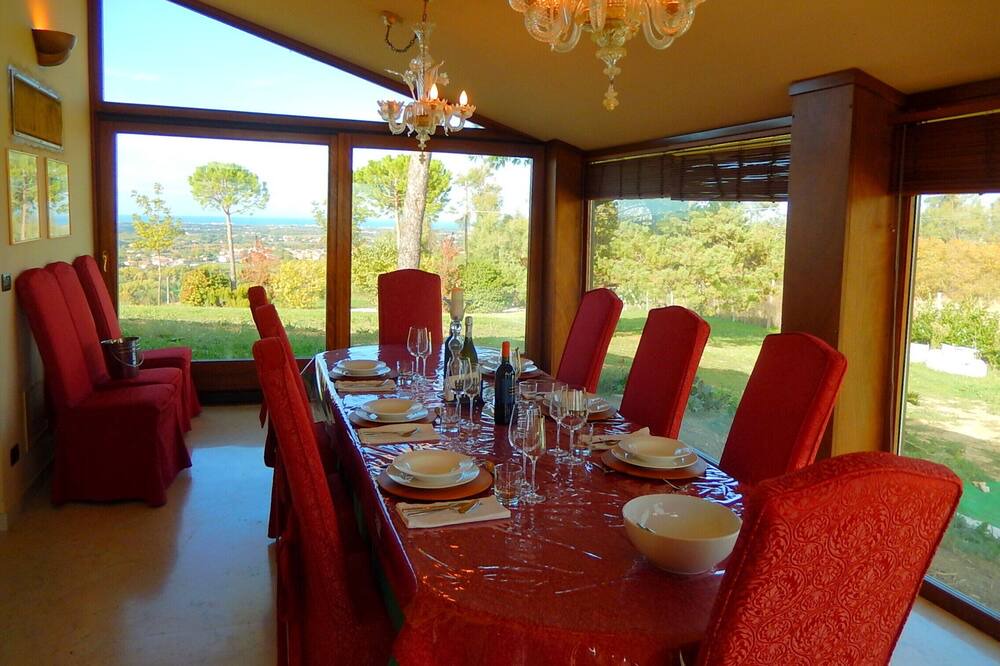 Photo of Kitchen in San Giovanni In Marignano