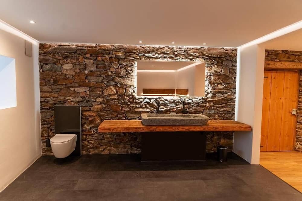Photo of Bathroom in Poschiavo