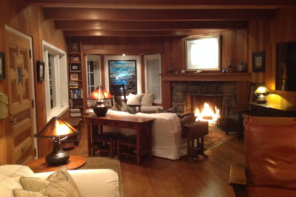 Photo of Livingroom in Laguna Beach