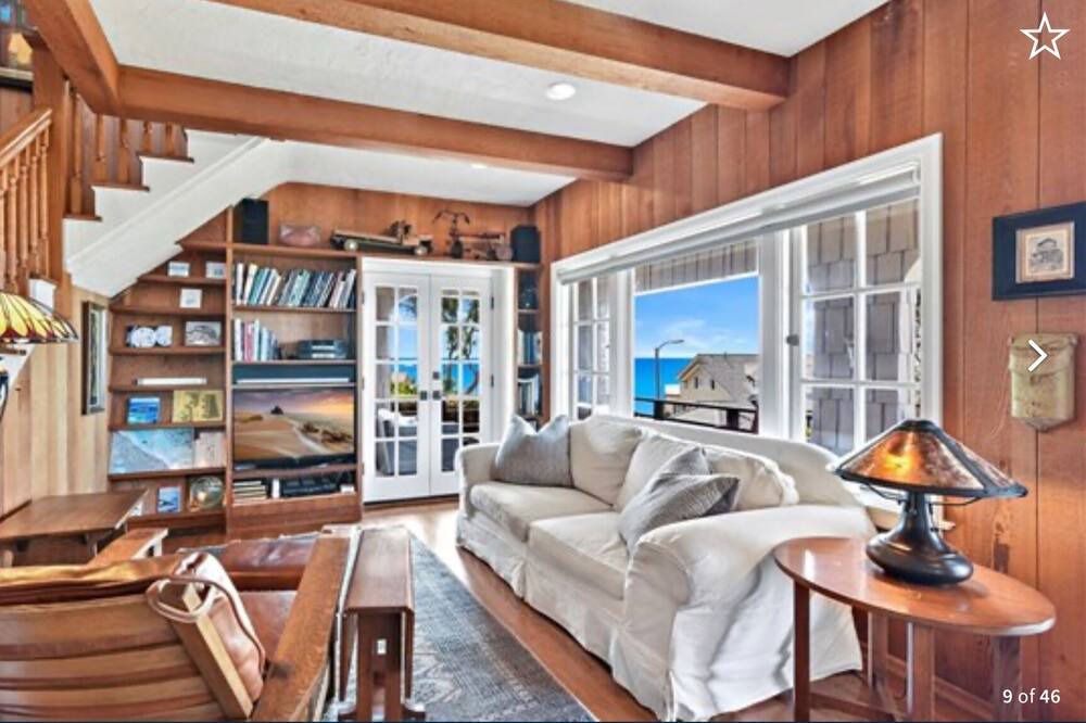 Photo of Livingroom in Laguna Beach