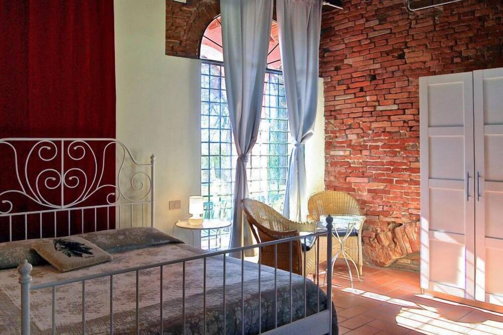 Photo of Bedroom in Montecalvoli