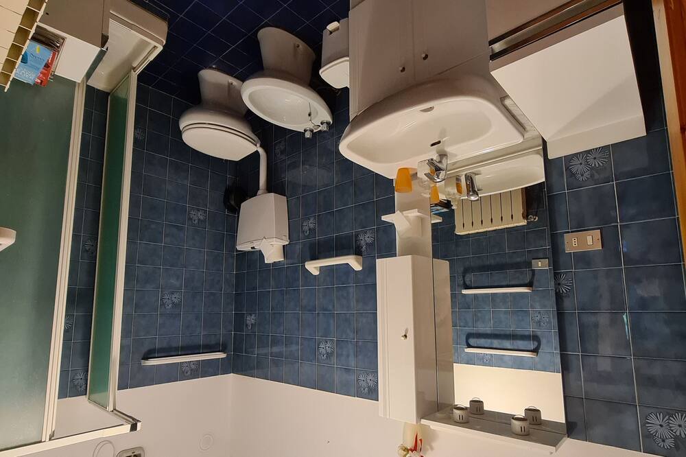 Photo of Bathroom in Piane di Mocogno
