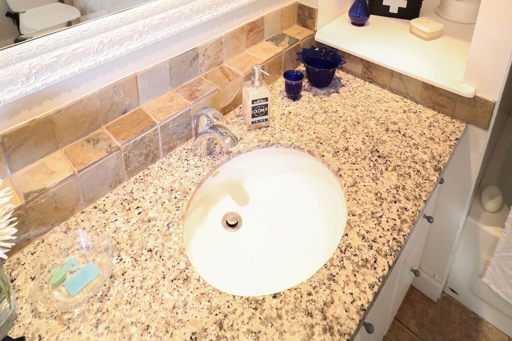 Photo of Bathroom in Lower Lonsdale