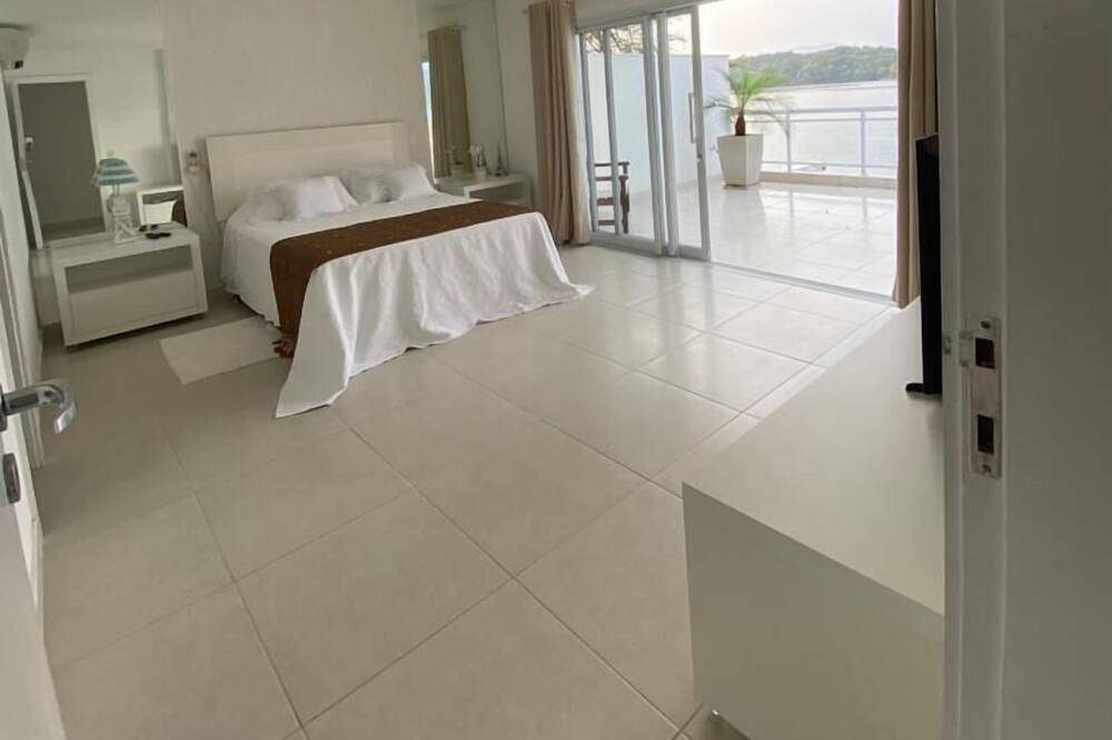 Photo of Bedroom in Mambucaba