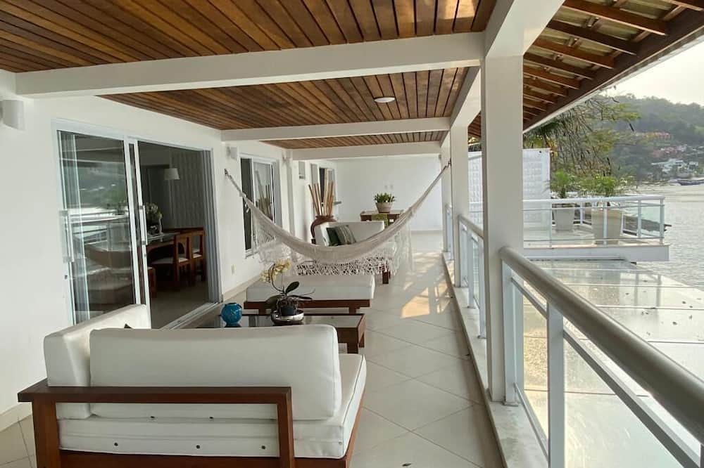 Photo of Patio Balcony in Mambucaba