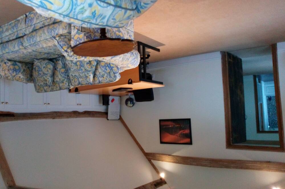 Photo of Livingroom in Shipston on Stour