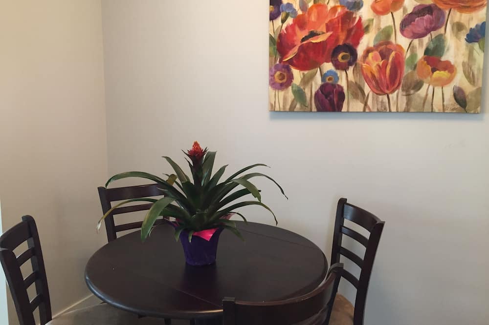 Photo of Kitchen in Lower Lonsdale