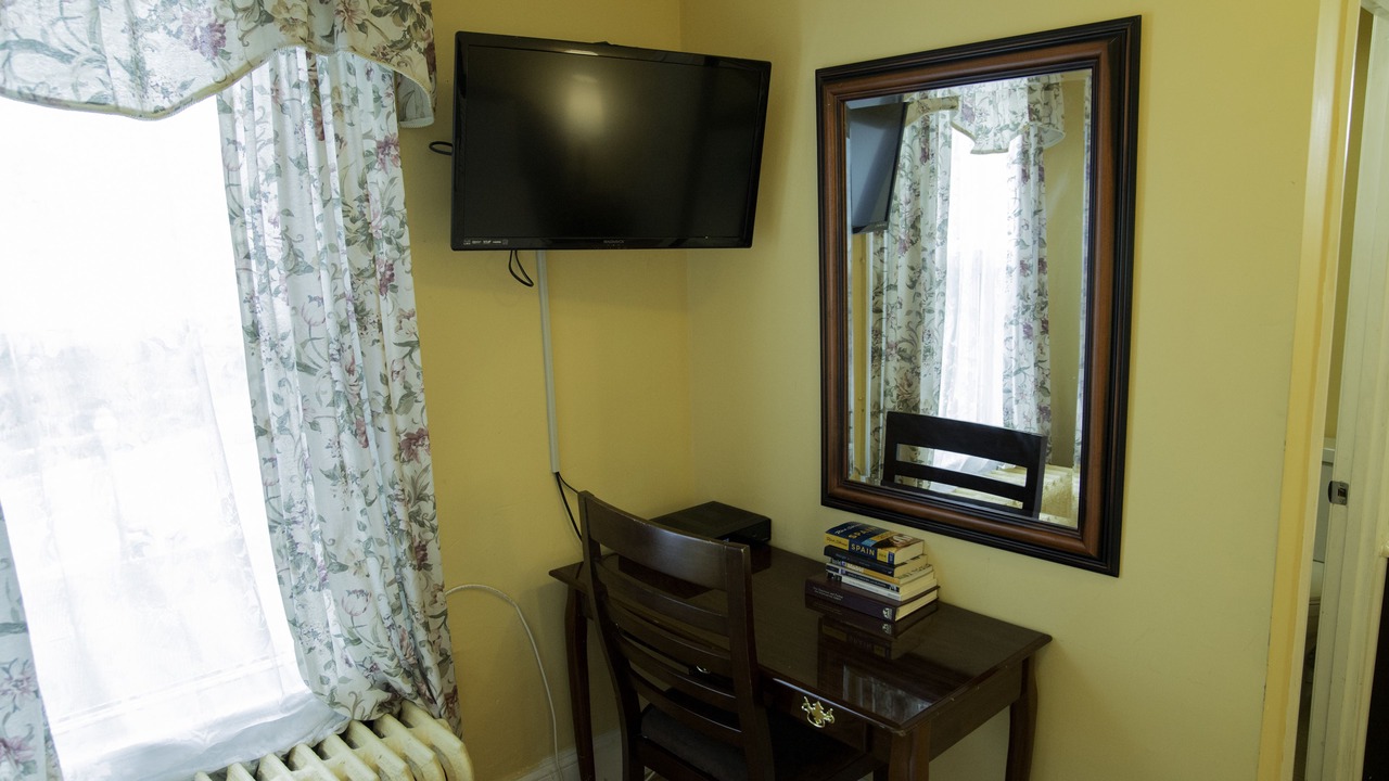 Photo of Bedroom in Takoma Park