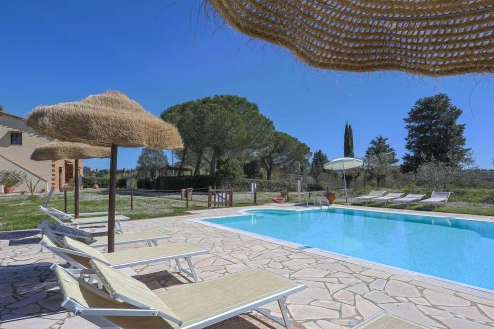 Photo of Outdoor in Sughera