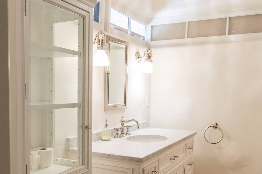 Photo of Bathroom in Topanga