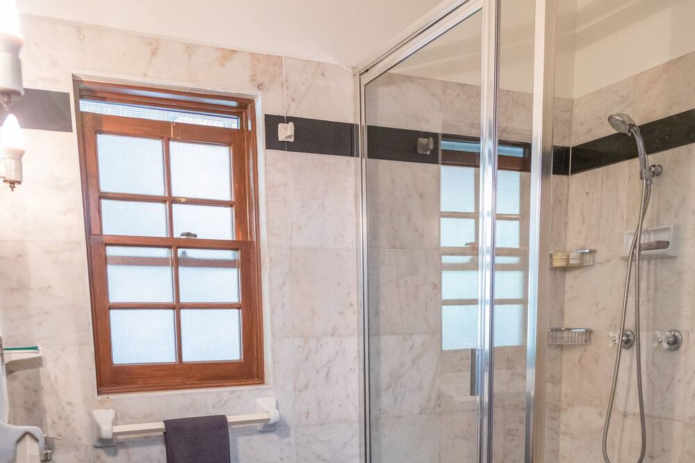 Photo of Bathroom in Topanga