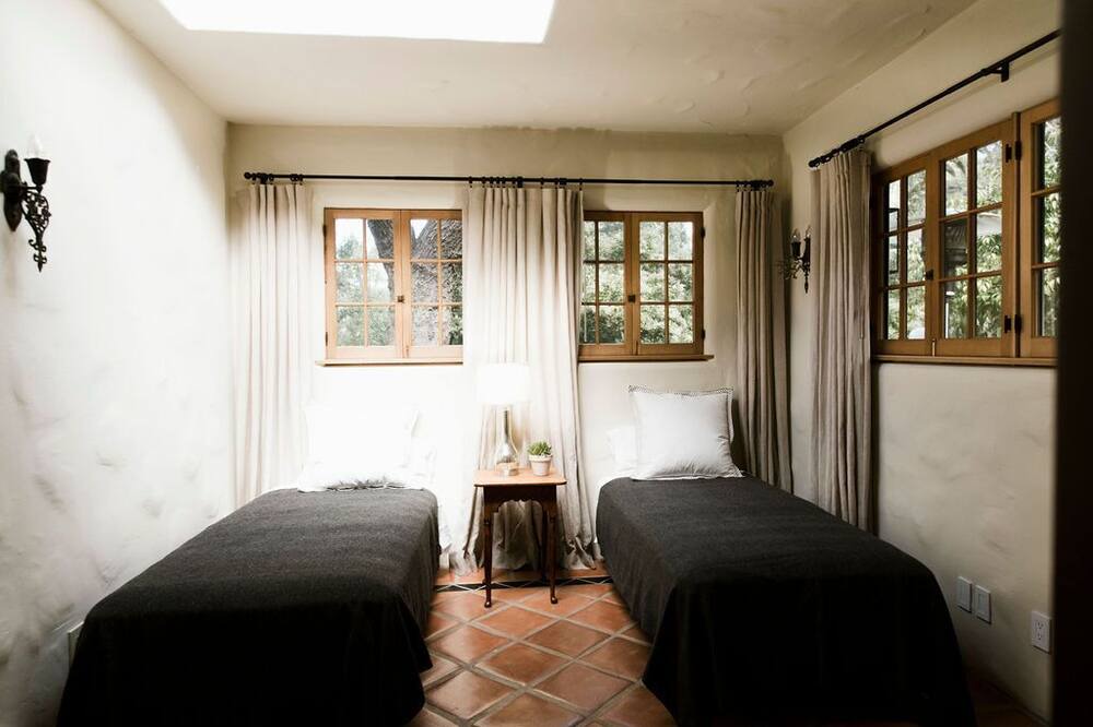 Photo of Bedroom in Topanga