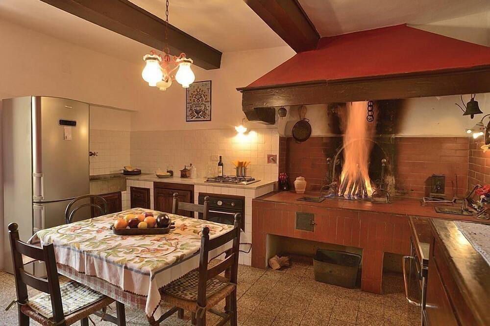 Photo of Kitchen in Sagginale