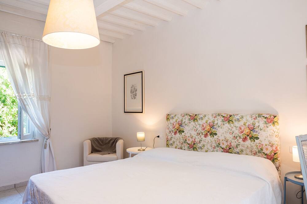 Photo of Bedroom in Montecalvoli