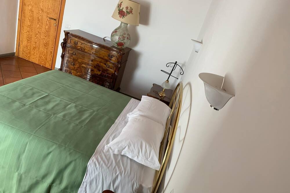 Photo of Bedroom in Scarperia