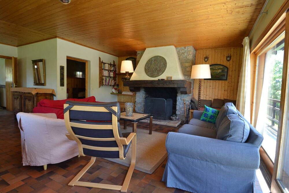 Photo of Livingroom in Notre-Dame-de-Bellecombe