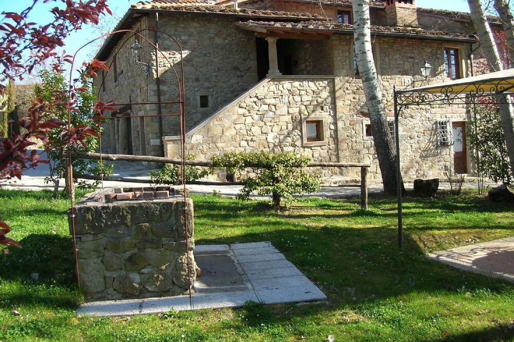 Photo of Outdoor in Starda