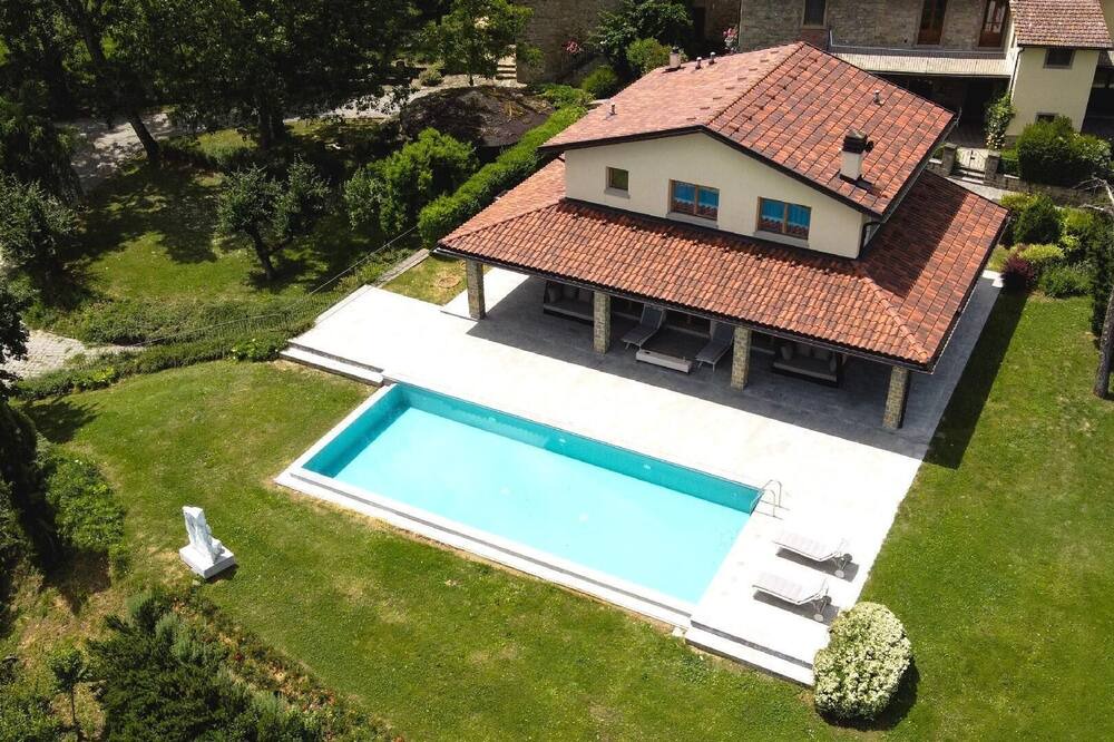 Photo of Outdoor in Starda
