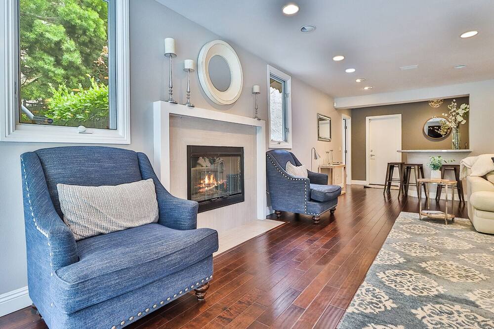 Photo of Livingroom in Thousand Oaks