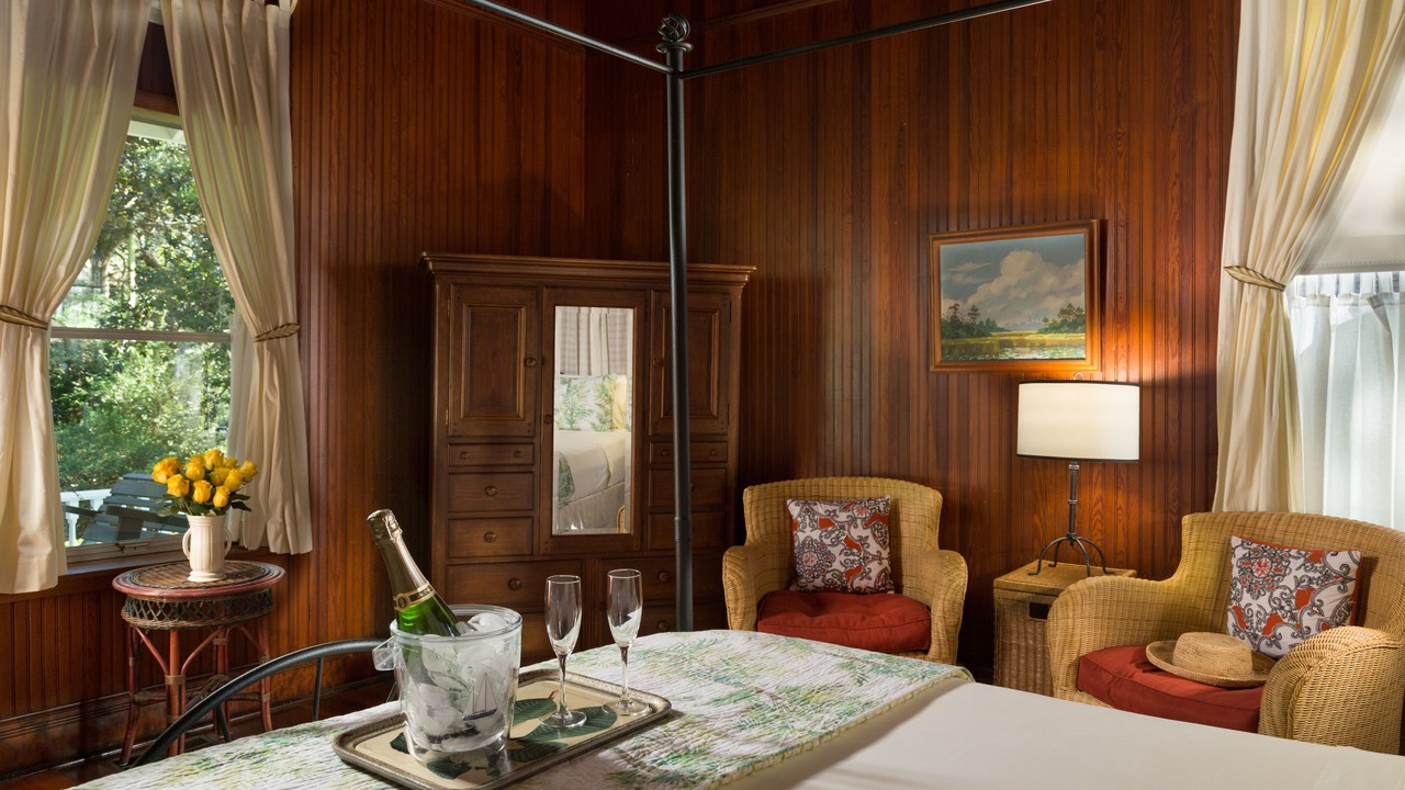 Photo of Bedroom in Magnolia Springs