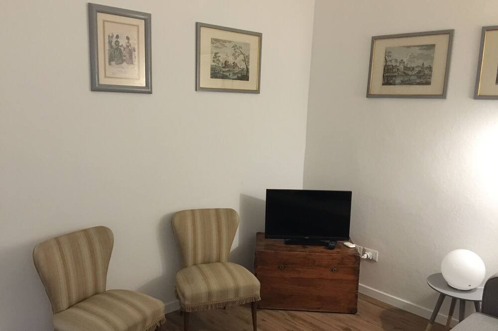 Photo of Livingroom in Le Cure