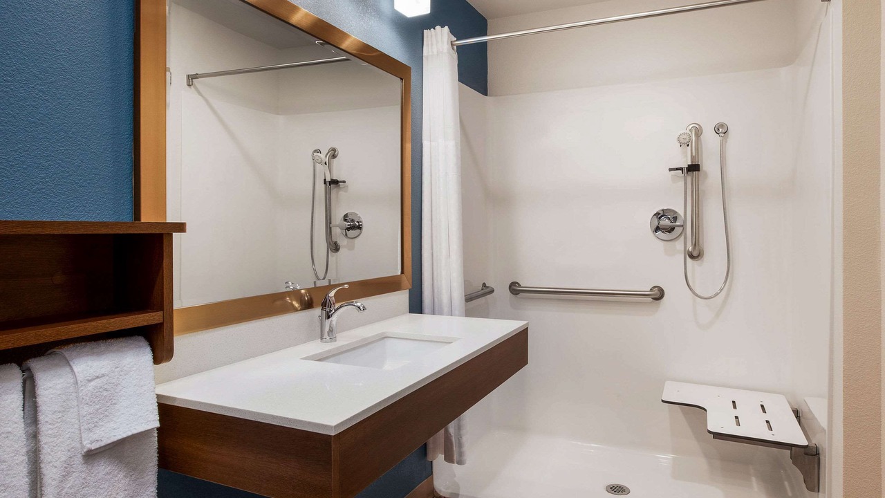 Photo of Bathroom in Greenbelt
