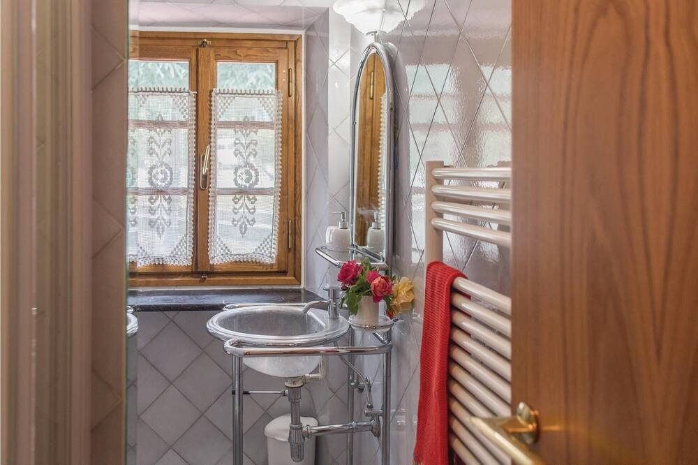 Photo of Bathroom in Pratovecchio