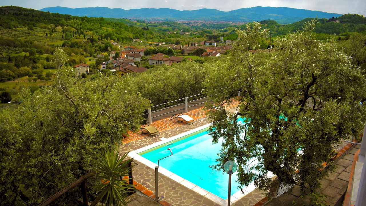 Photo of Outdoor in Saturnana
